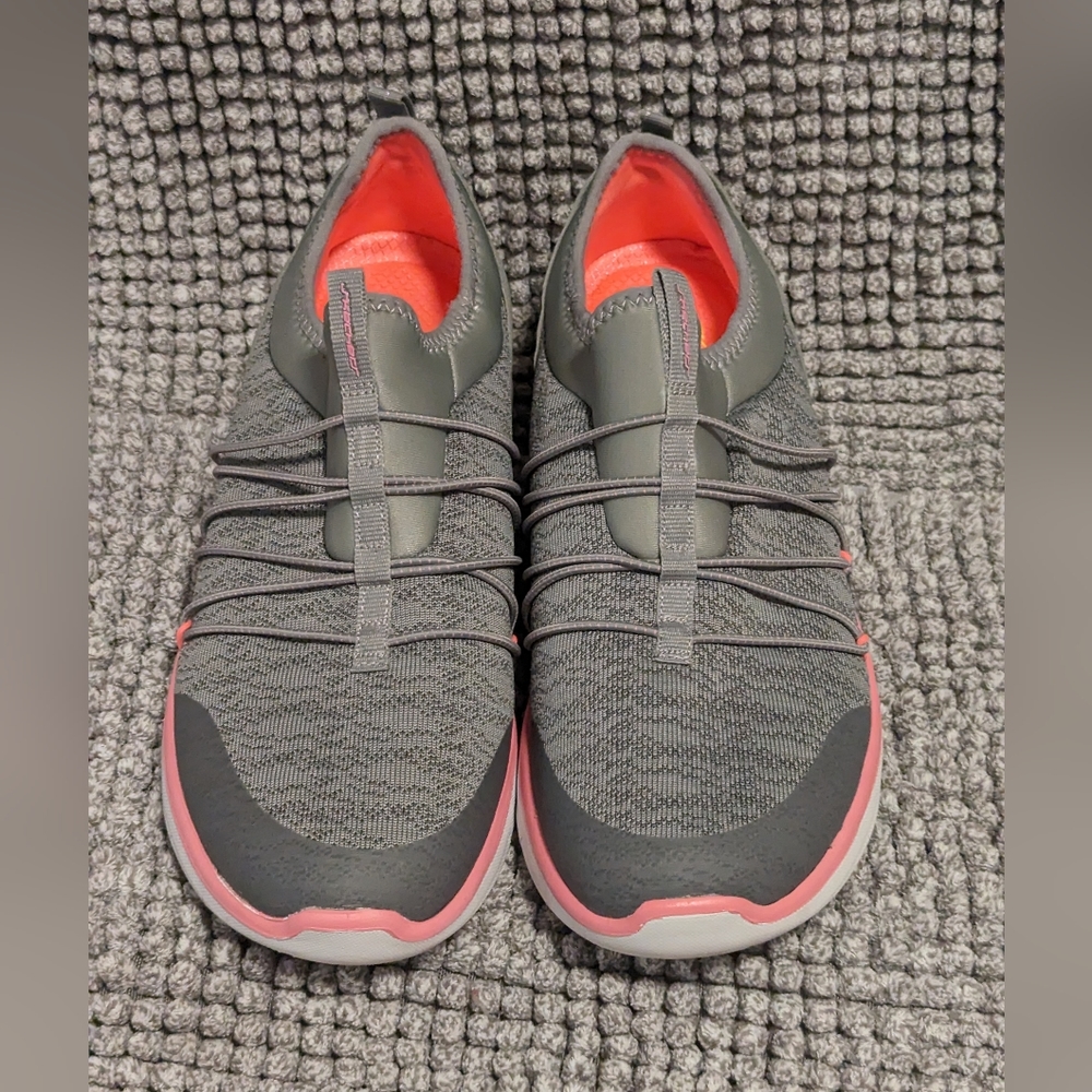 Skechers Women Synergy 2.0 - Simply Chic Gray/Pink Size 9